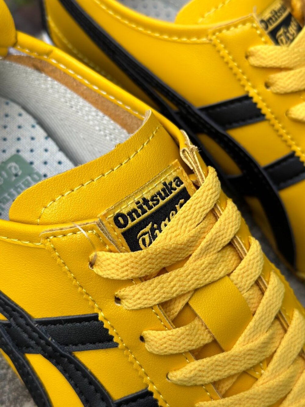 Onitsuka Tiger Mexico 66 Women Yellow Black Retro Sneakers - Picture 5 of 8
